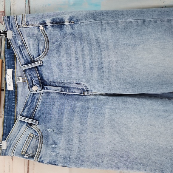 Judy Blue V Waist Band High Rise Straight Fit Jeans - Picture 4 of 10